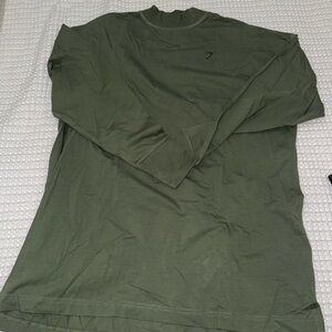 Longline Gymshark t shirt